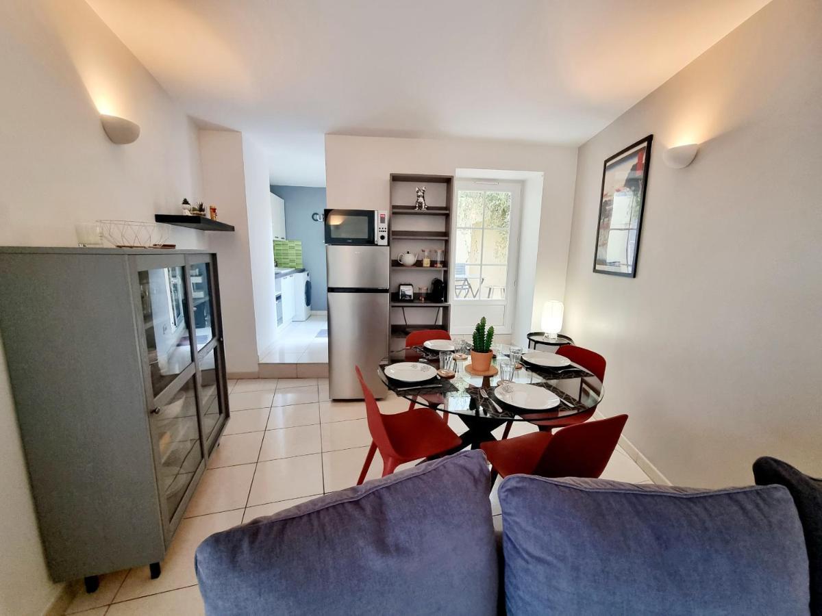 Coquette Maison De Ville Calme Avec Patio Ανγκουλέμ Εξωτερικό φωτογραφία