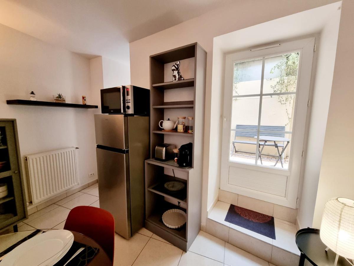 Coquette Maison De Ville Calme Avec Patio Ανγκουλέμ Εξωτερικό φωτογραφία